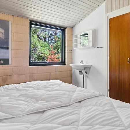 3 Bedroom Awesome Home In Neksø Esterno foto
